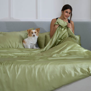 Bamboo Duvet Cover - Pet Hair Repellent for Dogs/Cats Family